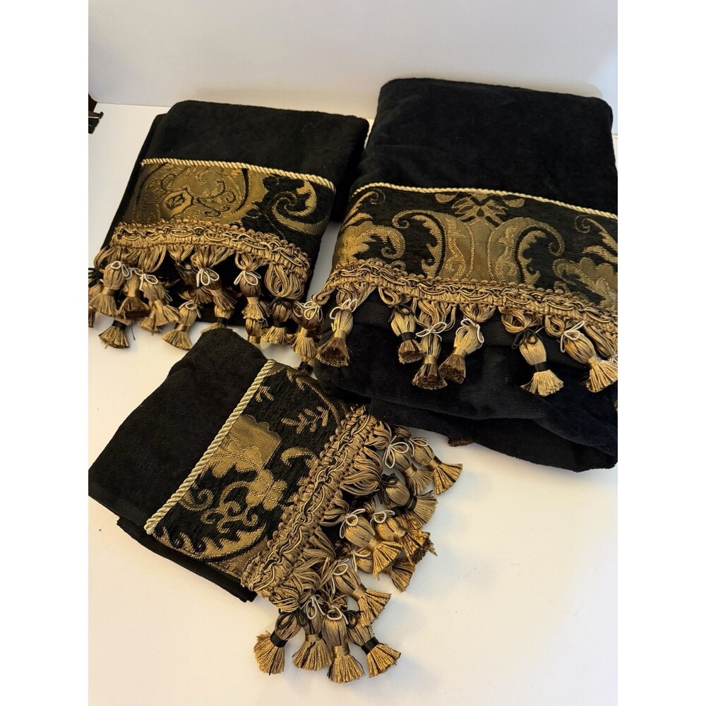 SHERRY KLINE CHINA ART  BLACK & GOLD JACQUARD 3 Piece Towel Set Fringe Embellish
